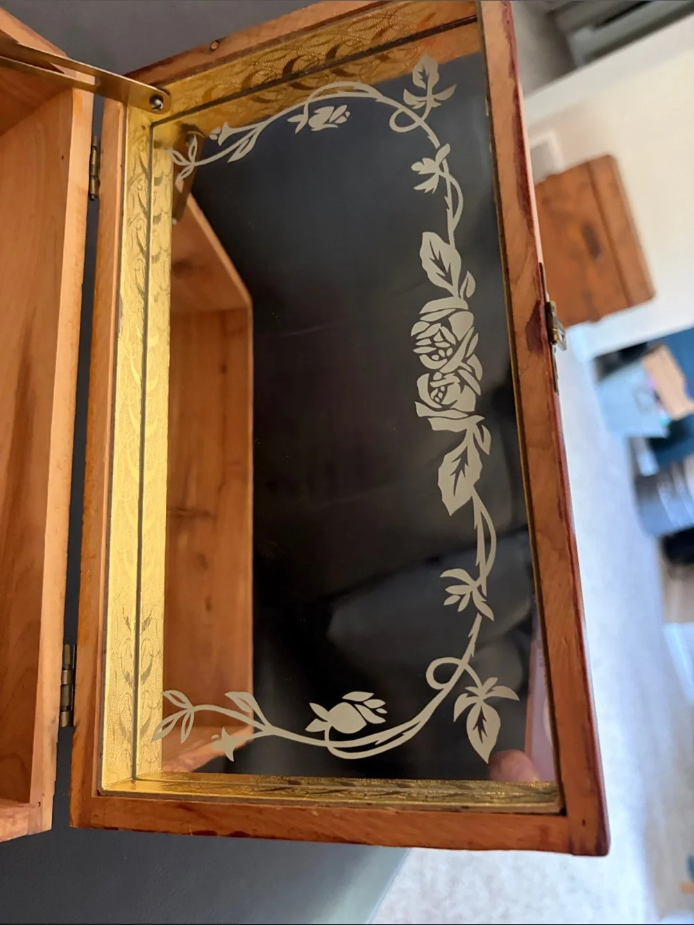 Handcrafted Wooden Jewelry Box with Scenic Inlay